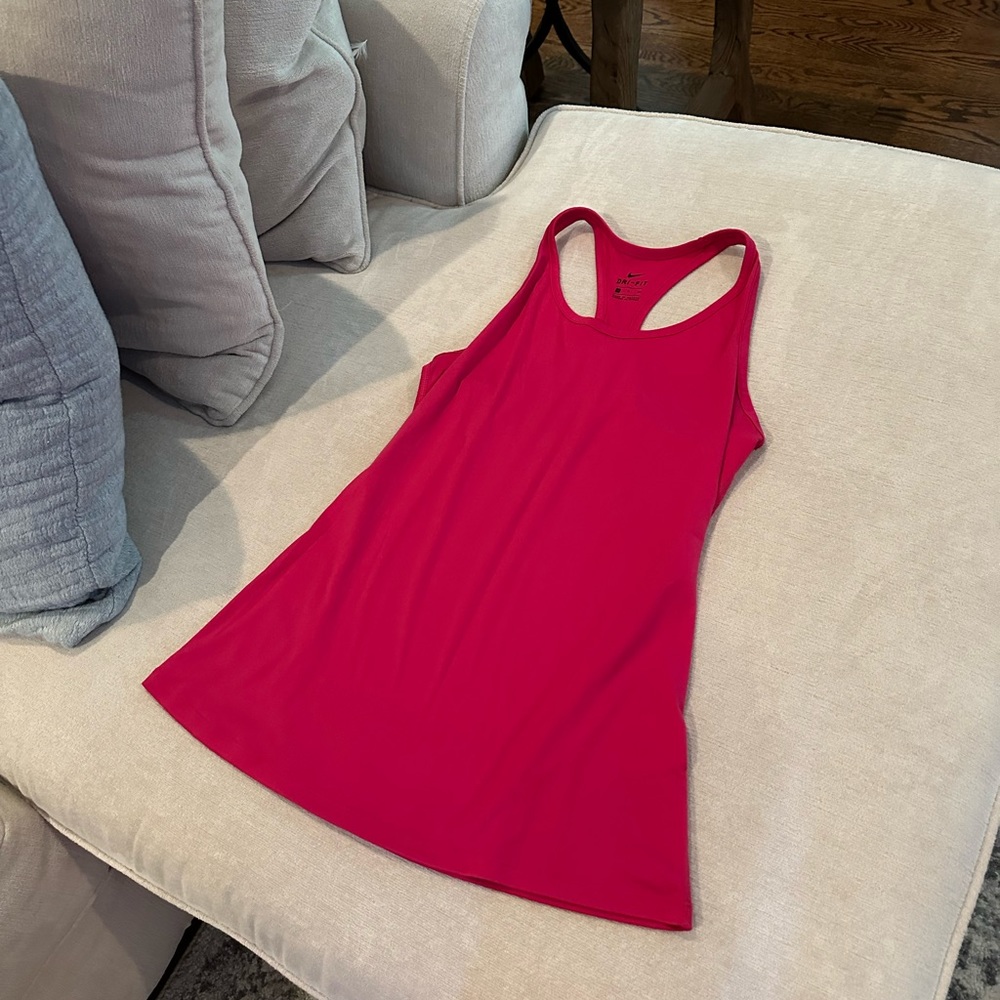 Nike workout tank